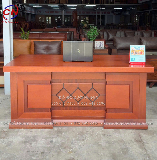 Bàn Làm Việc Giám Đốc Gỗ Xoan Đào 1m67 Chạm Chỉ Tinh Tế