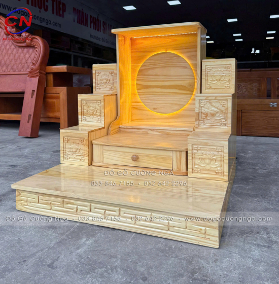 Bậc Tam Cấp Gỗ Thông Màu Tự Nhiên Tôn Nghiêm Không Gian Thờ Cúng