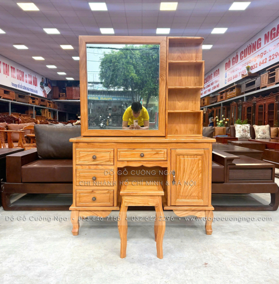 Bàn Trang Điểm Gỗ Gõ Đỏ Gương Trượt 1m07 – Gọn Khi Đóng, Rộng Khi Dùng