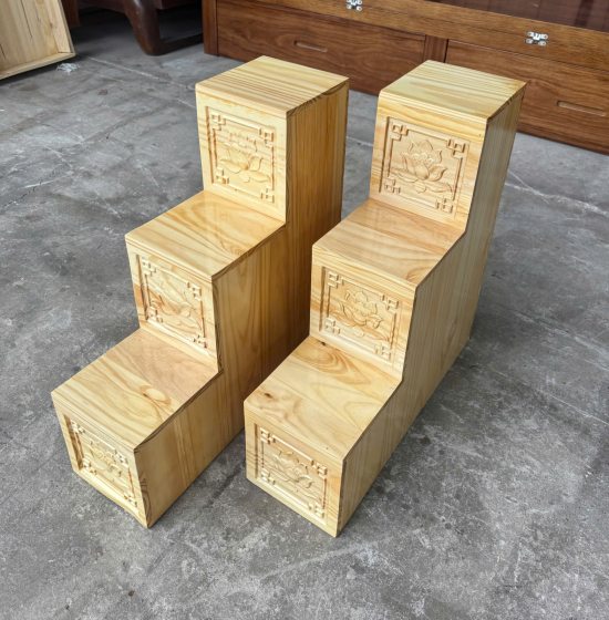 Bộ Bàn Thờ Tam Cấp Gỗ Thông Kết Hợp 3 Chi Tiết
