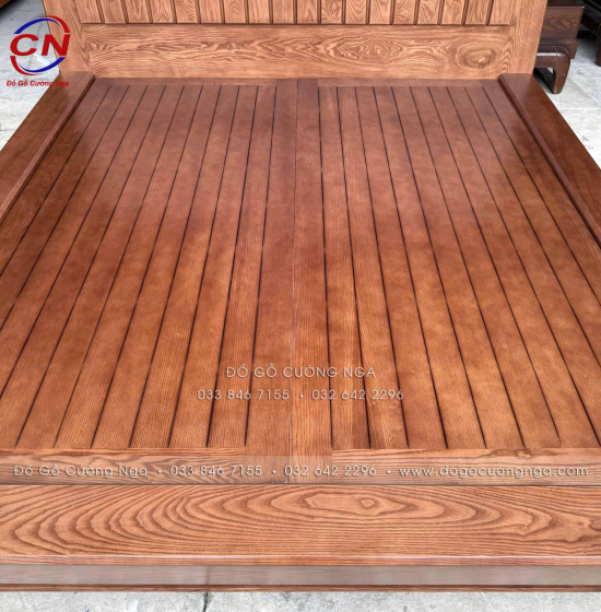 Giường Ngủ Gỗ Sồi Nga Lau Màu Óc Chó Kiểu Nhật Chân Qùy Loại 1 