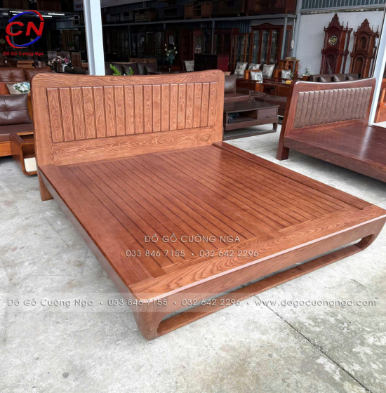 Giường Ngủ Gỗ Sồi Nga Lau Màu Óc Chó Kiểu Nhật Chân Qùy Loại 1 