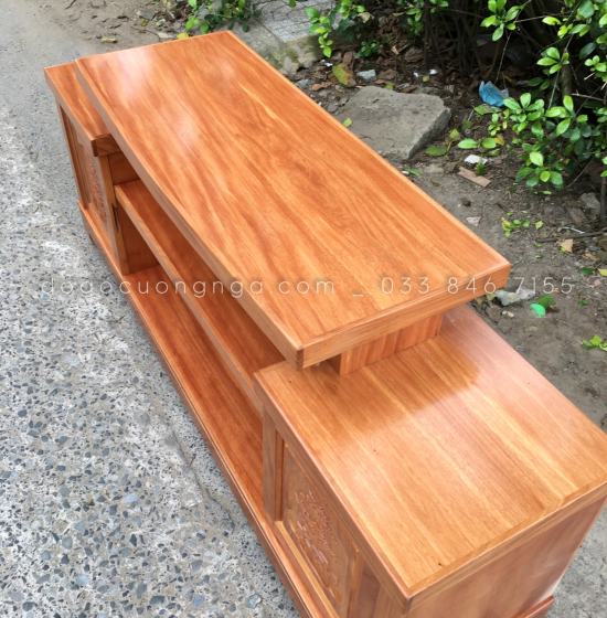 Kệ Tivi Gỗ Đinh Hương 1m6 - Mẫu Mâm KG 012