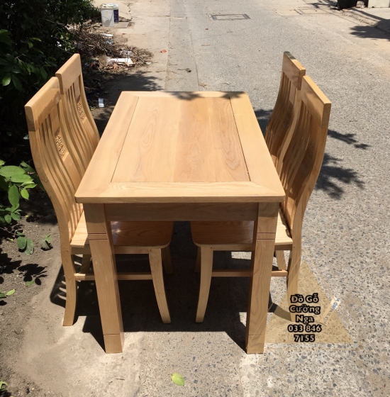 Bộ bàn ăn gỗ sồi nga 4 ghế mặt liền - 1m2 BS 04