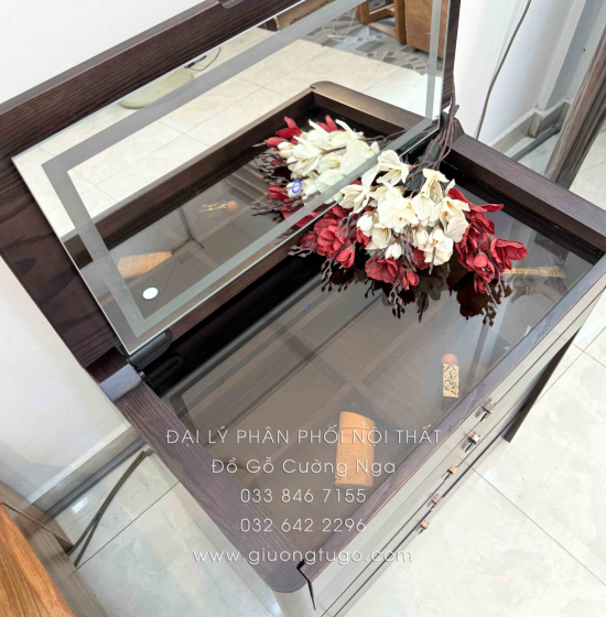 Bàn Trang Điểm Kết Hợp Bàn Làm Viêc Gỗ Sồi Lau Màu Óc Chó