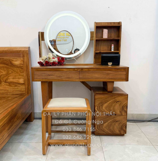 Bàn Trang Điểm Gỗ Hương Xám Hiện Đại Đèn Cảm Ứng Thông Minh 