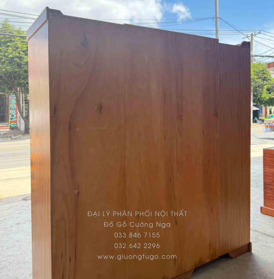 Tủ Áo Gỗ Gõ Đỏ 3 Cánh Kèm Góc Trang Trí Bo Cạnh