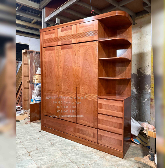 Tủ Quần Áo 2 Tầng Gỗ Xoan Đào 3 Cánh Kèm Kệ Trang Trí