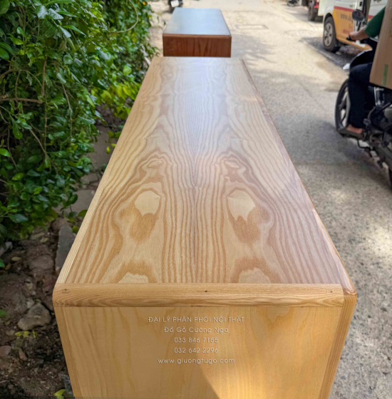 Tủ Giày Dép Gỗ Sồi Nga 4 Cánh Chân Cao Màu Tự Nhiên