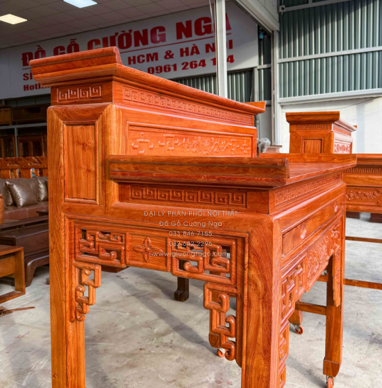 Bàn Thờ Gỗ Hương Đá 2 Tầng Sự Lựa Chọn Đẳng Cấp 
