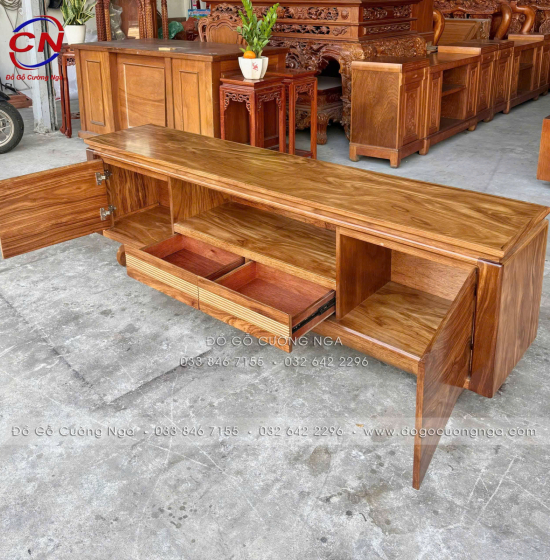 Kệ Tivi Gỗ Hương Xám Chân Xoắn Hiện Đại 
