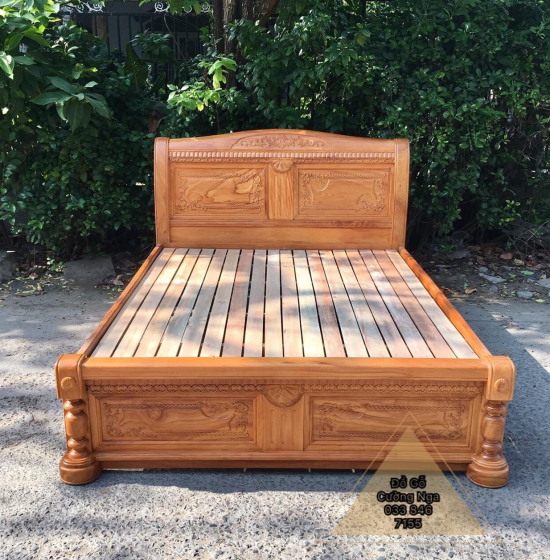 Giường gỗ gõ đỏ mẫu quạt X cong - vạt lan 