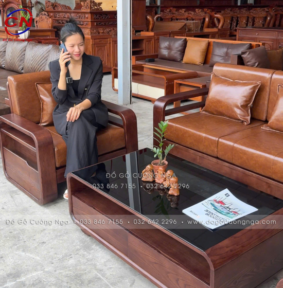 Sofa Đối Xứng Gỗ Sồi Nga Lau Màu Óc Chó Tay Vòng Kèm Nệm Cao Cấp