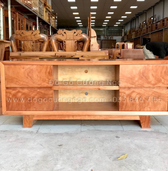 Kệ tivi gỗ Đinh Hương hiện đại 1m6 - mẫu chân vát