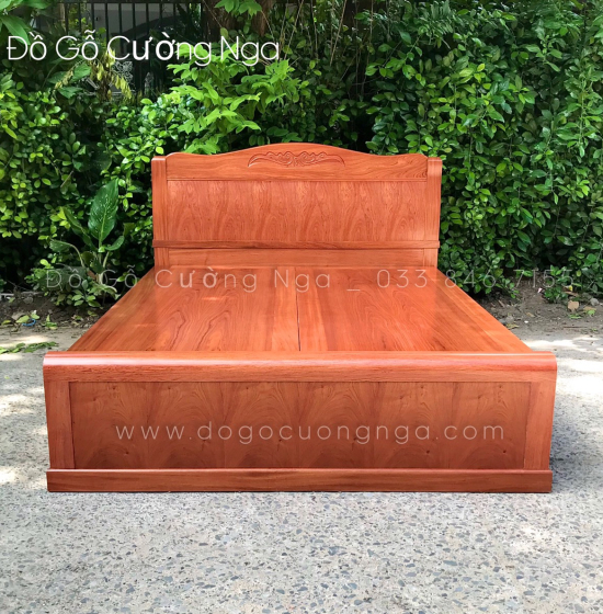 Giường gỗ hương đá hiện đại - mẫu hoa dây 