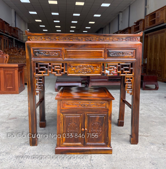 Bàn thờ gia tiên mẹ bồng con gỗ muồng BT 08