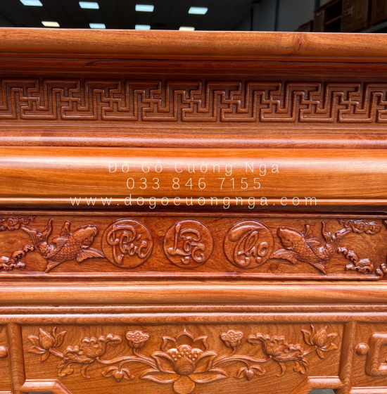 Bàn thờ gia tiên gỗ Hương Đá 1m75 - trạm như ý BT 07