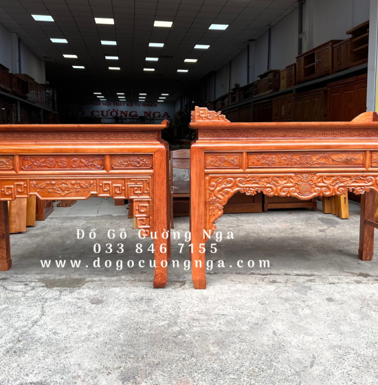 Bàn thờ gia tiên gỗ Hương Đá 1m75 - trạm như ý BT 07