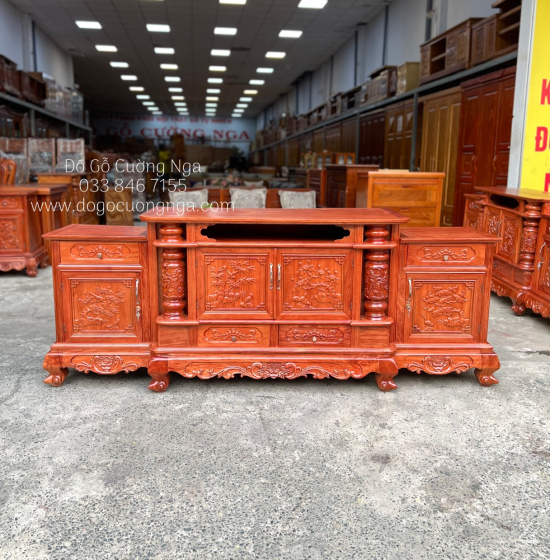 Kệ tivi gỗ Hương Đá cao cấp 2m2 - mẫu cột nho KG 04