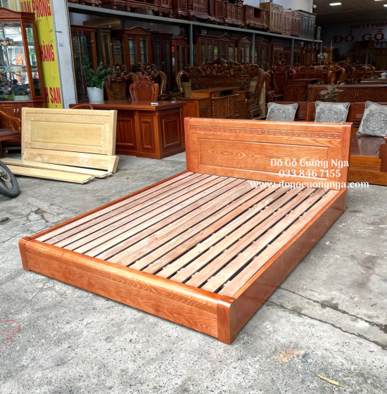 Giường gỗ sồi nga kiểu nhật hiện đại - vạt lan 