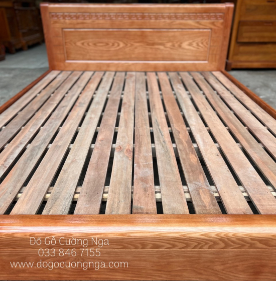 Giường gỗ sồi nga kiểu nhật hiện đại - vạt lan 