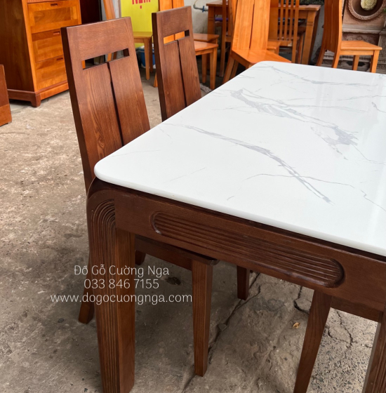 Bàn ĂN Gỗ Sồi Nga Lau Màu Óc Chó 4 Ghế Hiện Đại 