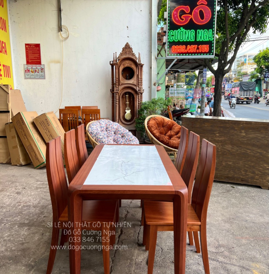 Bộ bàn ăn gỗ Xoan Đào mặt đá 6 ghế - chân hươu cao cấp 