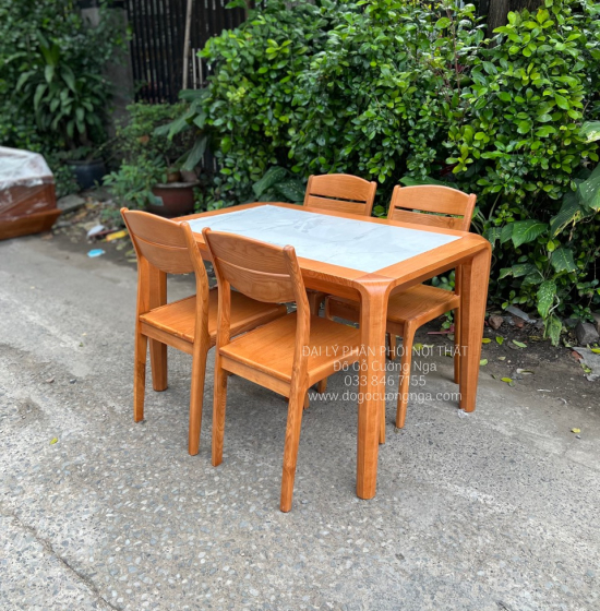 Bàn Ăn Gỗ Sồi Nga Mặt Đá 4 Ghế Lau Màu Hiện Đại 