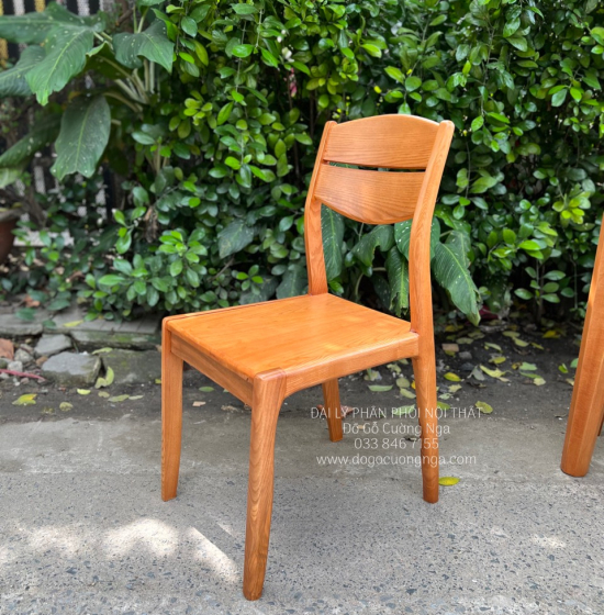 Bàn Ăn Gỗ Sồi Nga Mặt Đá 4 Ghế Lau Màu Hiện Đại 