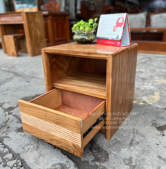 Tủ táp đầu giường gỗ hương xám hiện đại