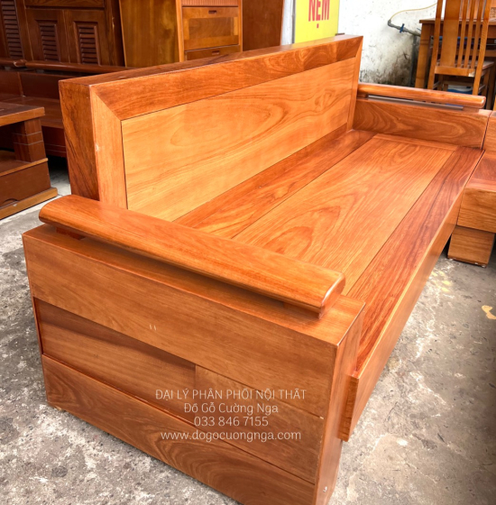 Bộ Sofa Gỗ Gõ Đỏ 2m1x1m65 - Tay Trứng Hiện Đại