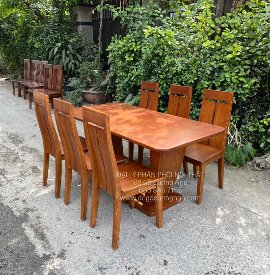 Bàn Ăn Gỗ Sồi Nga Lau Màu Óc Chó 6 Ghế - Chân Thuyền BG 11-3