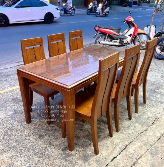 Bộ bàn ăn gỗ sồi nga 6 ghế - lau màu óc chó hiện đại 