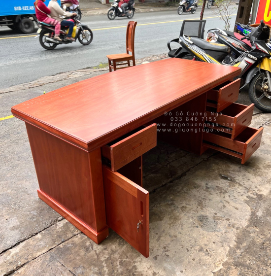 Bàn Ghế Làm Việc Giám Đốc 1m8 Gỗ Xoan Đào GĐ 21.1