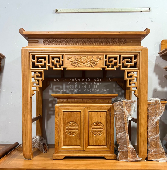 Bàn Thờ Gia Tiên Gỗ Gõ Đỏ 1m27 Trạm Sen 2 Chi Tiết BT 1.02