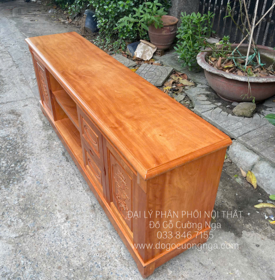 Kệ tivi gỗ Đinh Hương mẫu quẩy KG 08