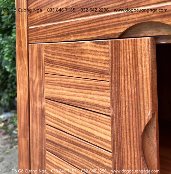 Tủ Giày Dép Gỗ Cẩm Vân 3 Cánh Mở Thiết Kế Lá Sách 