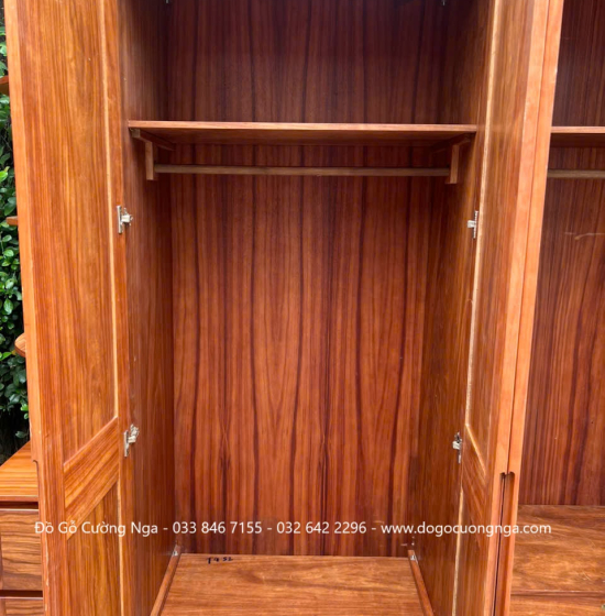 Tủ Quần Áo Gỗ Cẩm Vân 4 Cánh Kết Hợp Góc Trang Trí Hiện Đại 