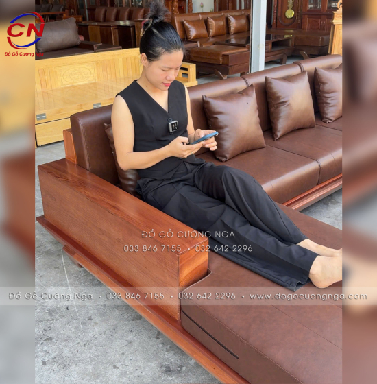 Sofa Gỗ Xoan Đào Chân Thuyền 2m9x1m8 Kèm Nệm Cao Su 