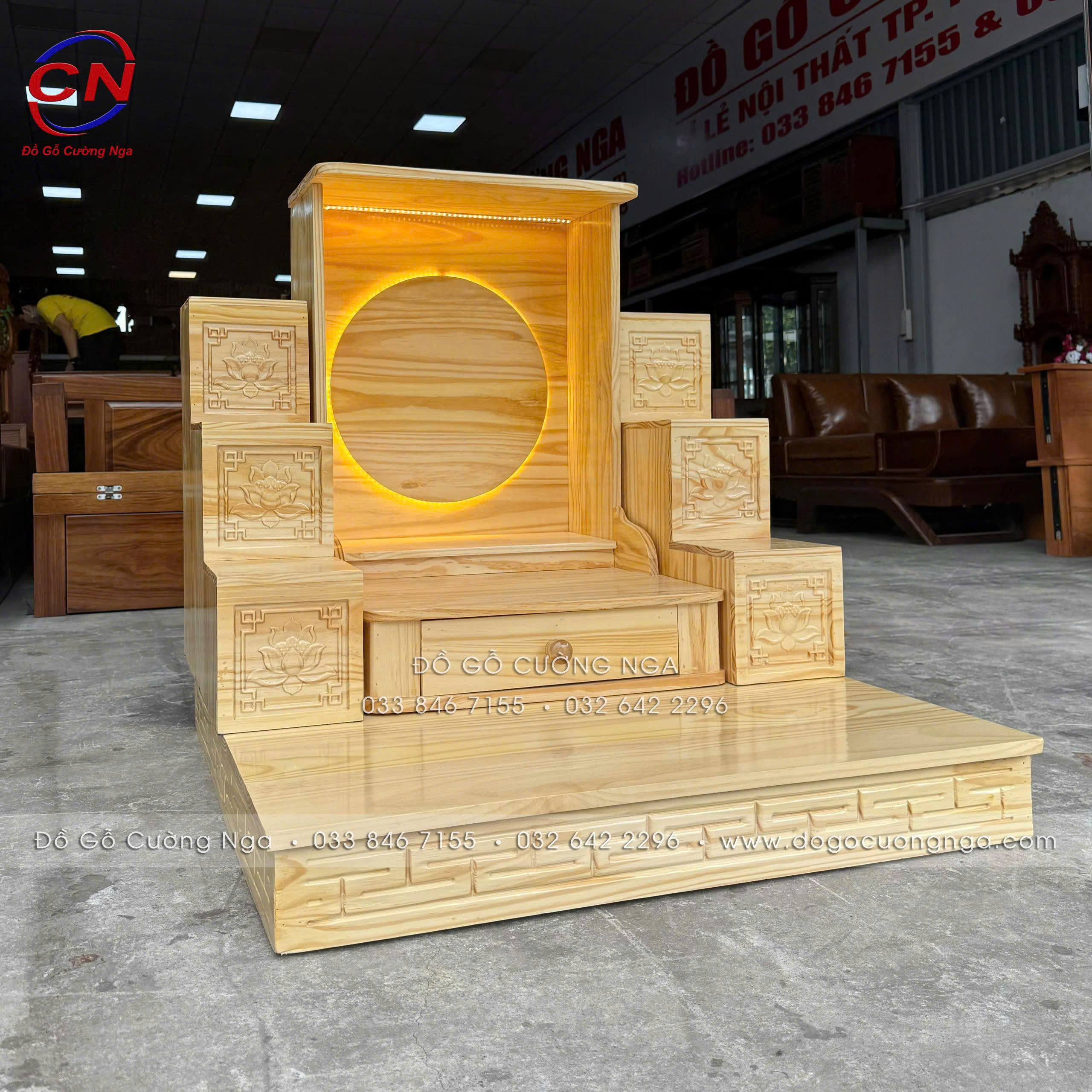 bàn thờ ông tài địa gỗ thông kèm bậc tam cấp