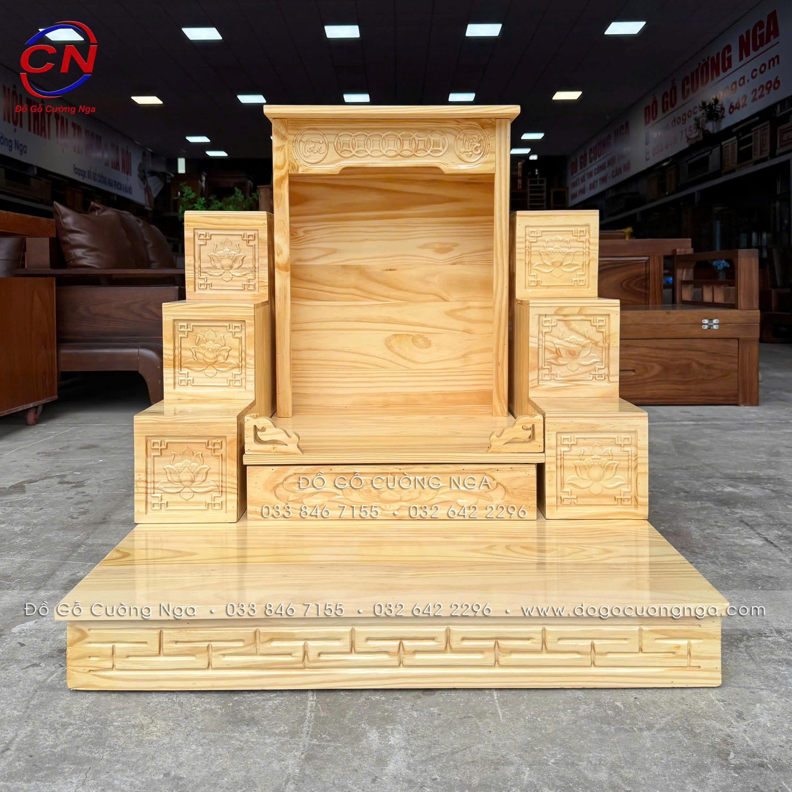 Bộ bàn thờ gỗ thông kết hợp tam cấp hiện đại 