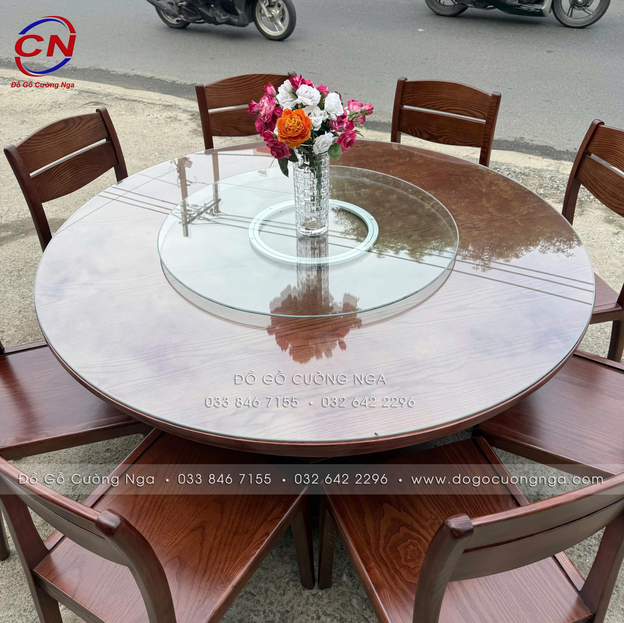 bàn ăn gỗ sồi 1m4 tròn kèm 8 ghế