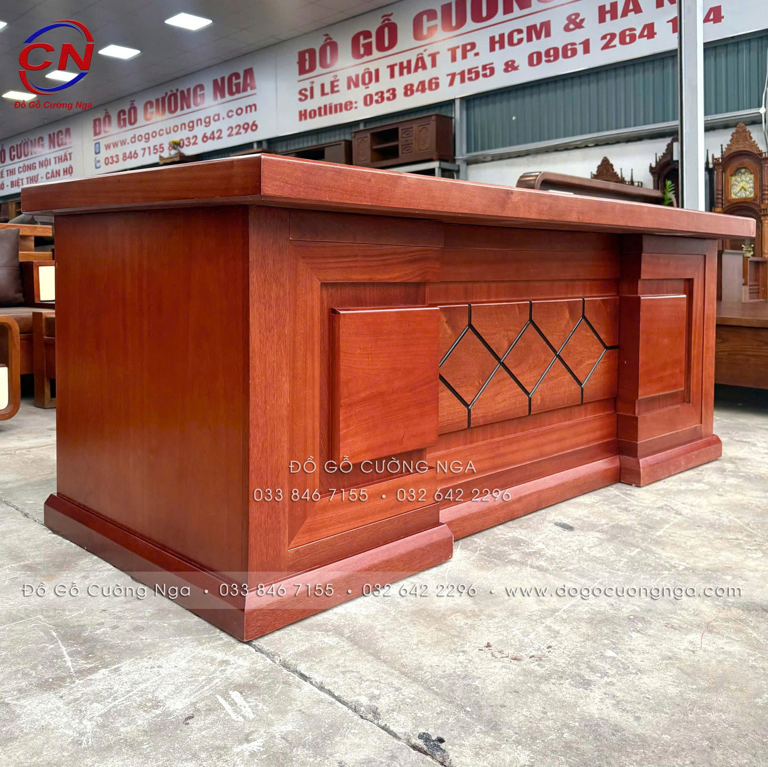 bàn làm việc gỗ xoan đào 