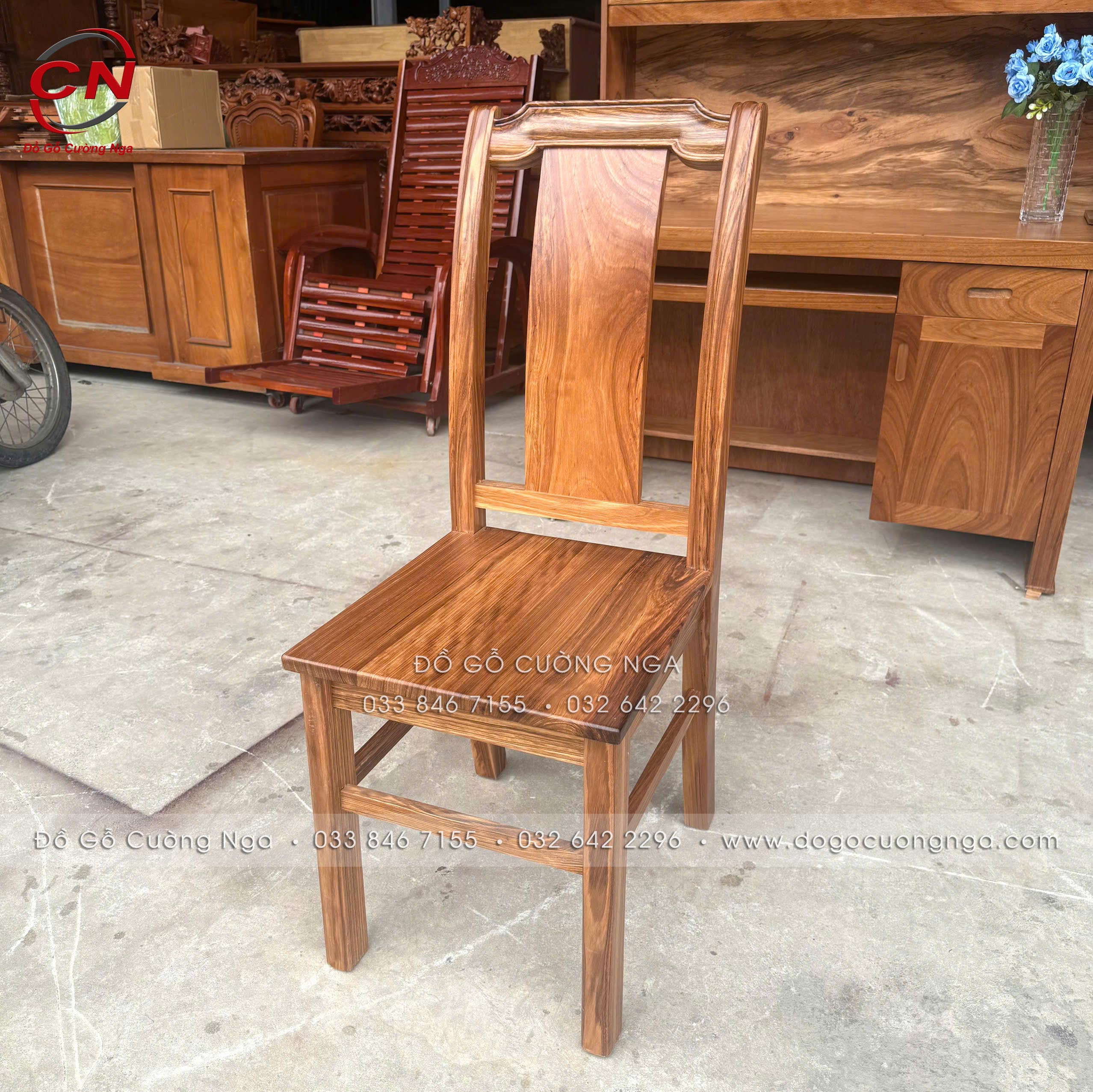 ban ghe hoc sinh go huong xam