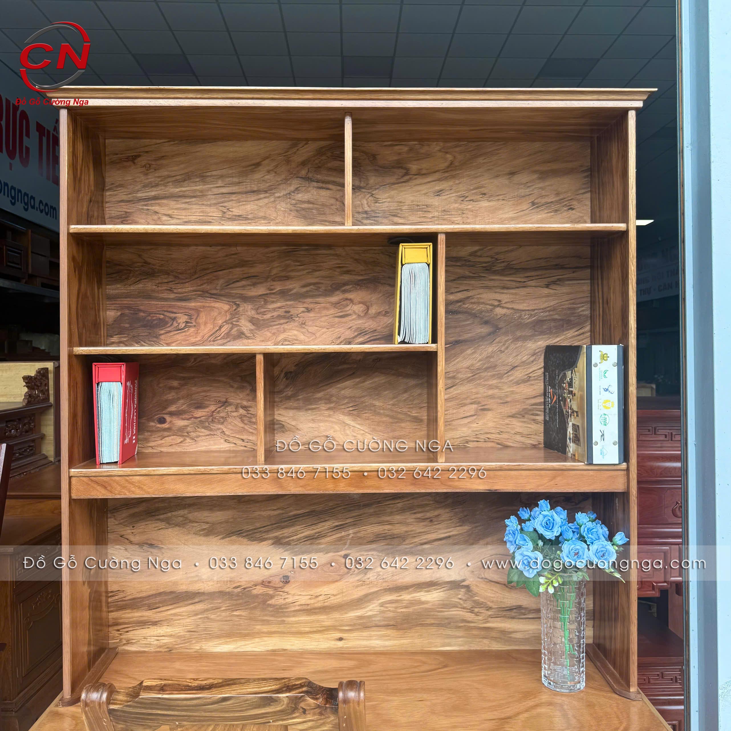 ban ghe hoc sinh go huong xam