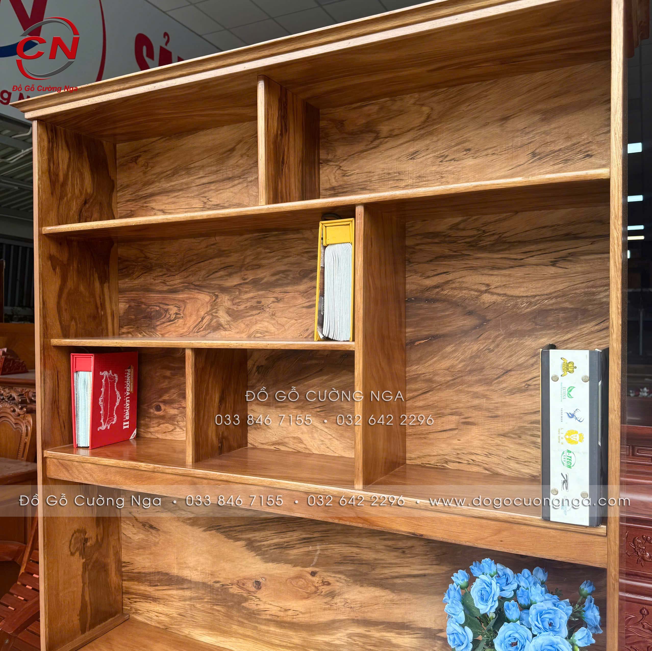 ban ghe hoc sinh go huong xam