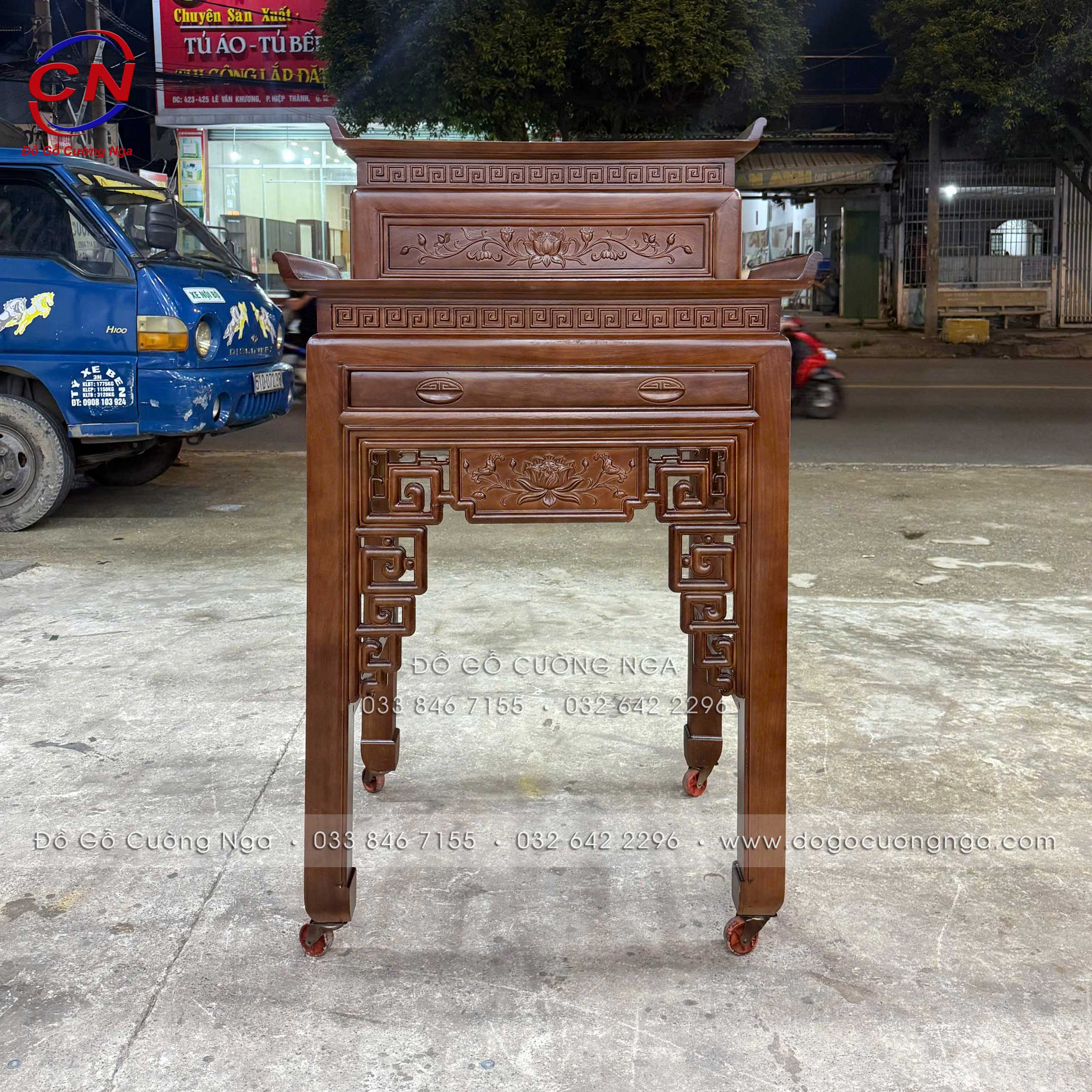 BÀN THỜ GÔ GÕ ĐỎ 2 TẦNG MÀU ÓC CHÓ SAI 88CM 