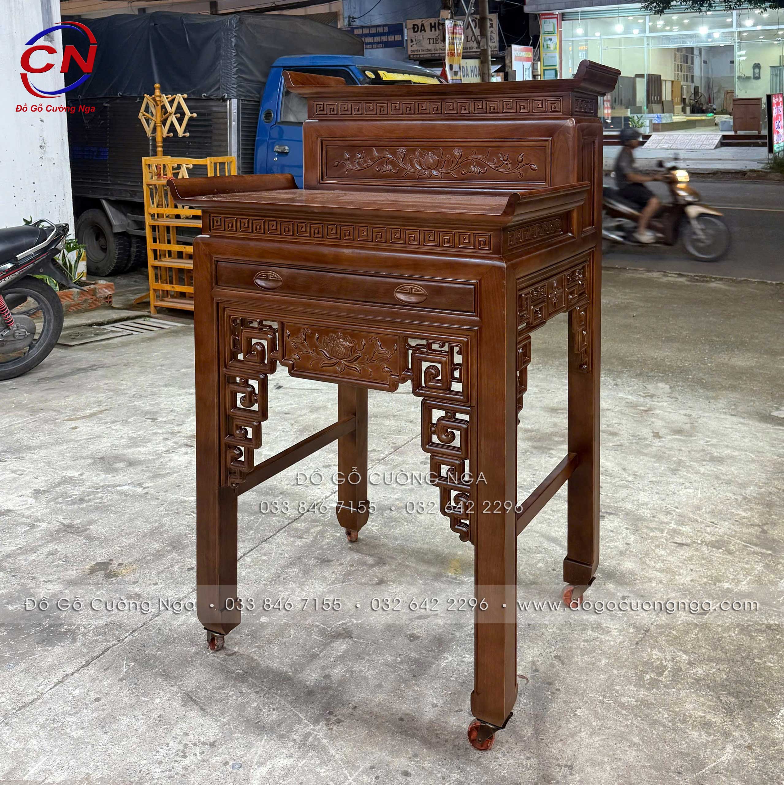 BÀN THỜ GÔ GÕ ĐỎ 2 TẦNG MÀU ÓC CHÓ SAI 88CM 