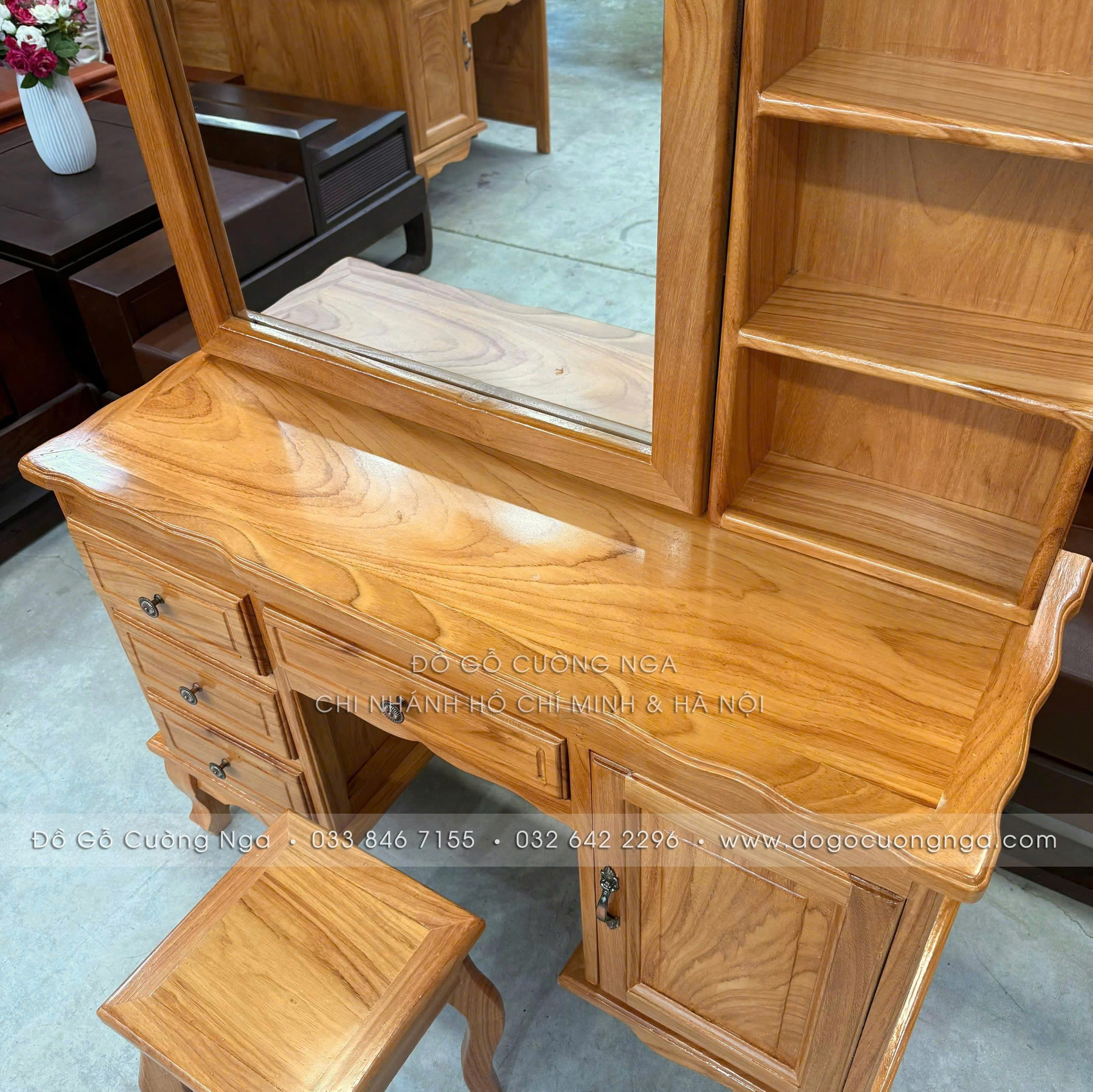 bàn trang điểm gỗ gõ đỏ 1m1 gương trượt 