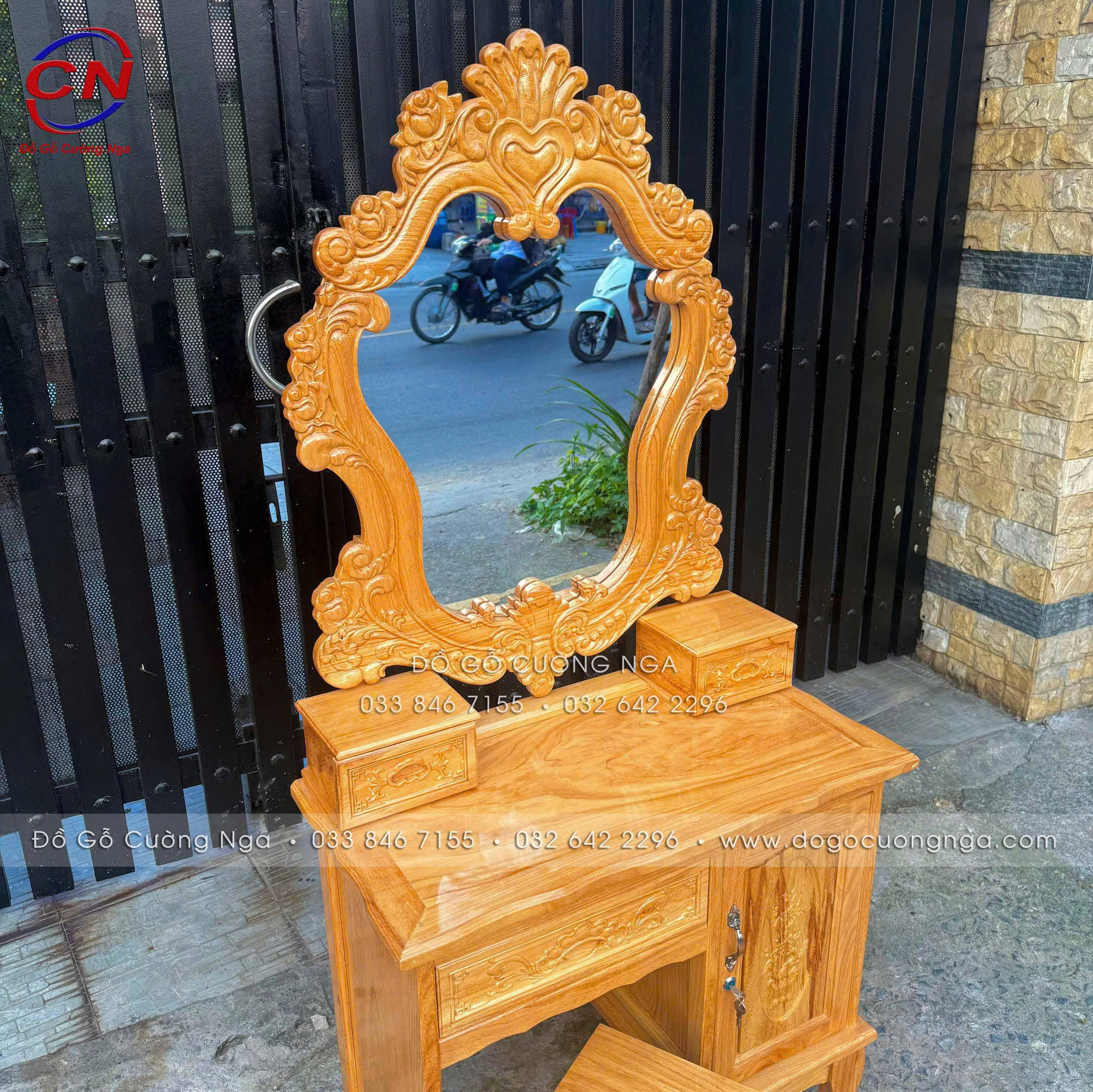 bàn trang điểm gỗ gõ đỏ 80cn